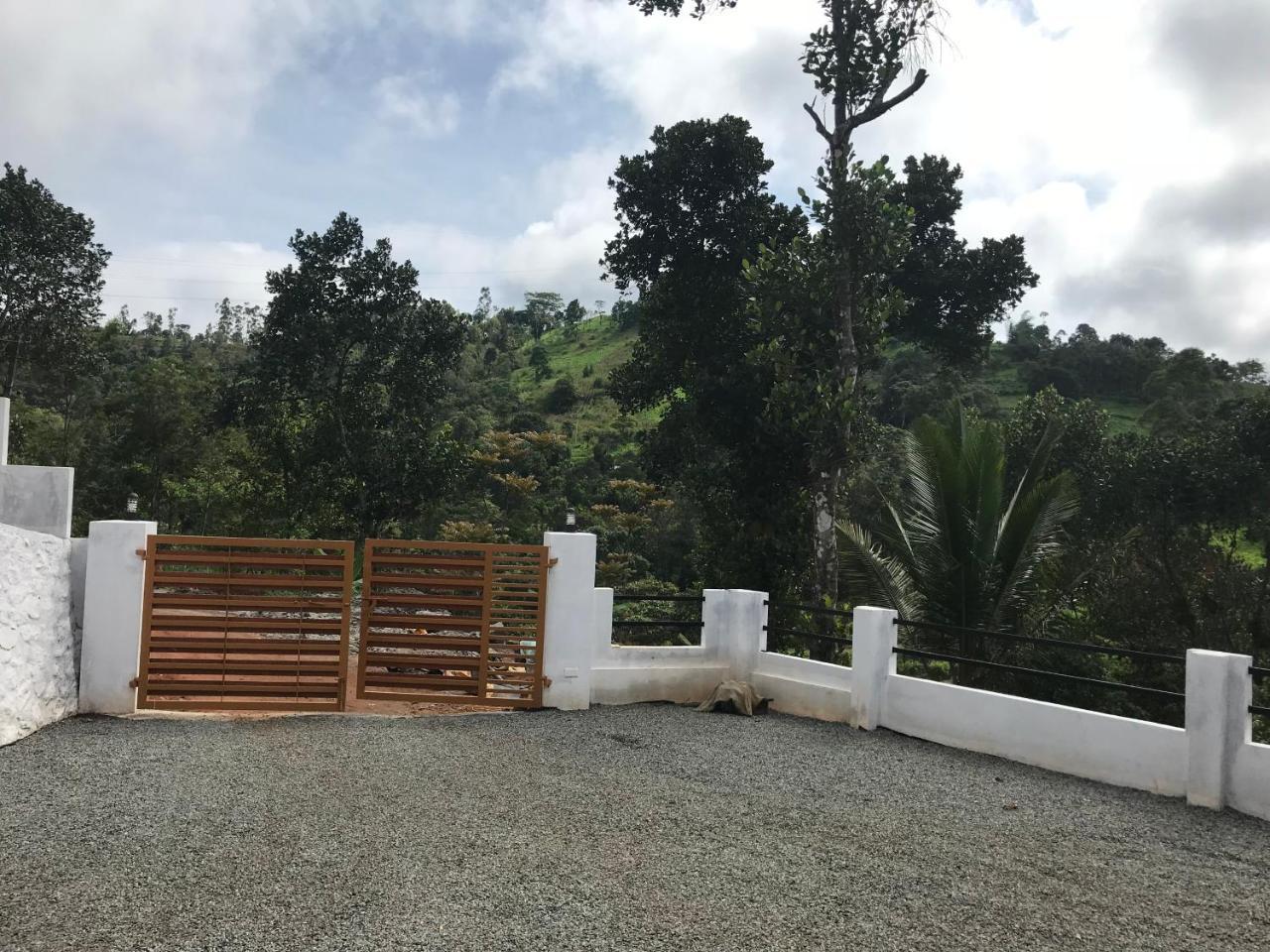 Friends Valley Home Stay Kattappana Exterior foto